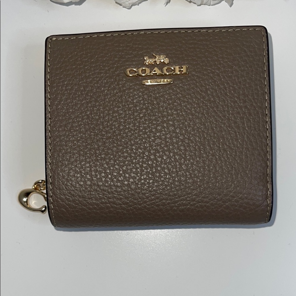 Coach  Dark Sone Leather Snap Compact Wallet